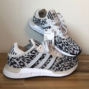 Adidas swift Leopard 6.5